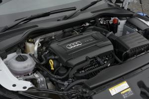 Audi TT Roadster 2.0 TFSI Quattro S-Line 2015 года  (UK)